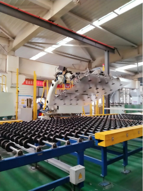 月光戰“疫”筆記∣心在一起 無懼風雨 抗擊疫情 有我有你——安彩光伏新材料抗擊疫情紀實