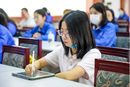 小小寫作課，生發大能量